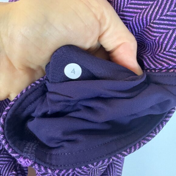 Lululemon Rebel Runner Crop Size 4 - Picture 5 of 15